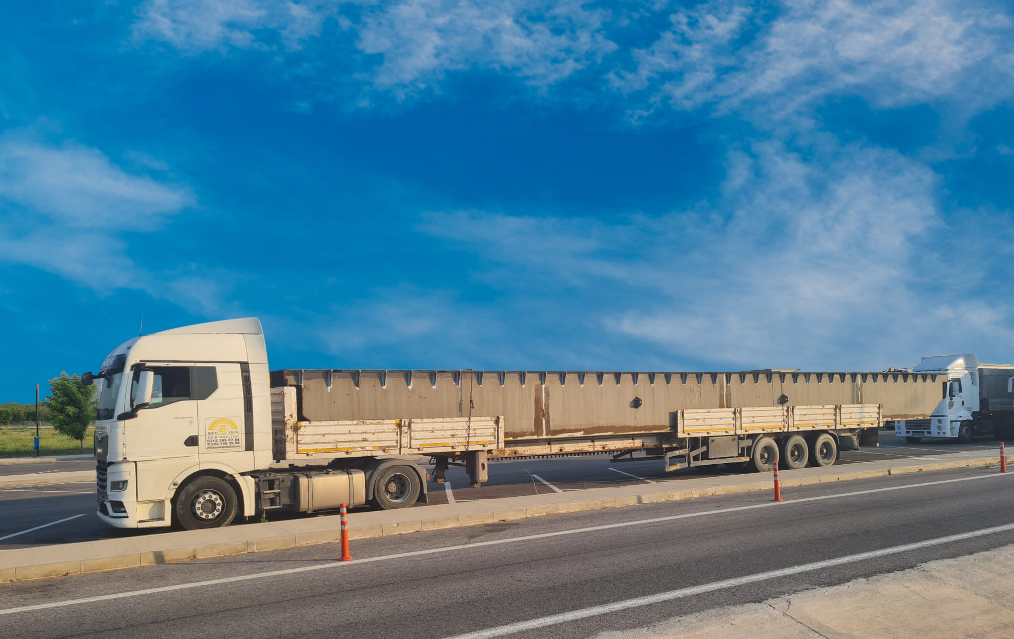 Ankara Yenimahalle,Şen Işık Ağır Nakliyat, Ağır Nakliyat, Köprü Tavan Kiriş Vinci Taşımacılığı,Köprü Tavan Kiriş Vinci Taşımacılığı,İş Makinesi ve Vinç Taşımacılığı